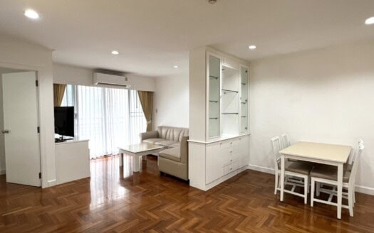 Acadamia Grand Tower