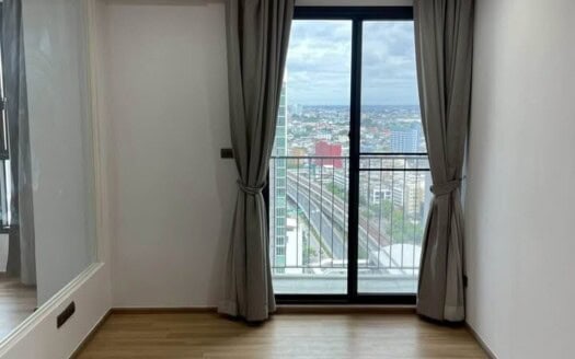 Fuse Sathorn – Taksin