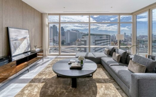 Four Seasons Private Residences