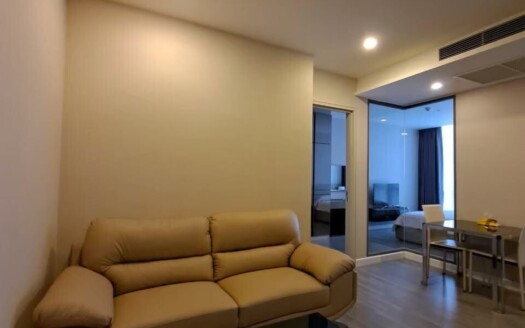The Room Sathorn – TanonPun