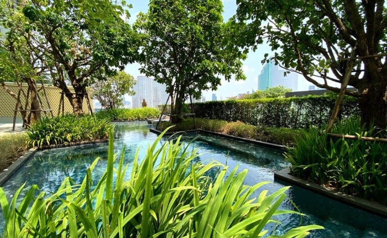 Magnolia Waterfront Residences Icon Siam