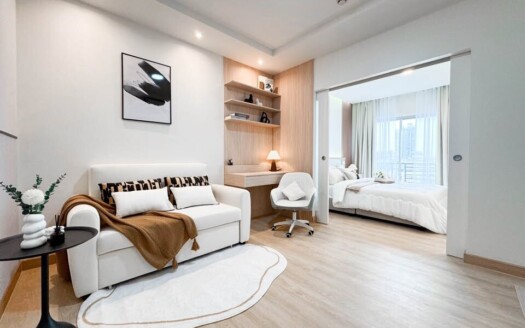 The Seed Sathorn – Taksin