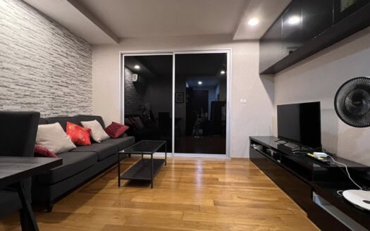 Abstracts Phahonyothin Park