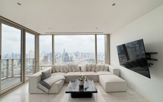 Four Seasons Private Residences