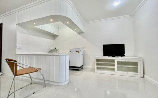 Supalai Place Sukhumvit 39