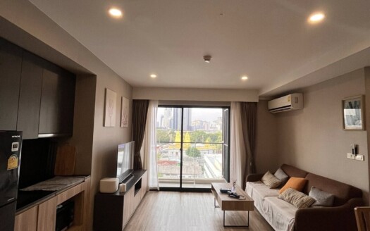 Blossom Condo @ Sathorn – Charoenrat
