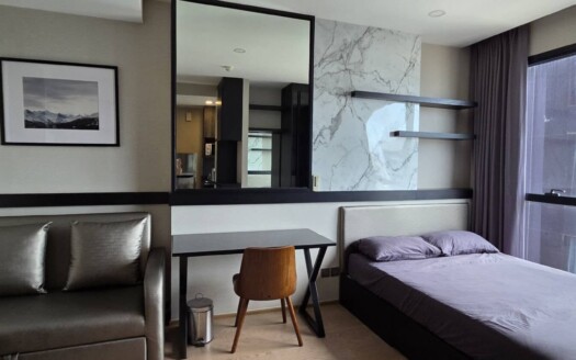 Ashton Chula – Silom