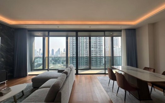 The Estelle Phrom Phong