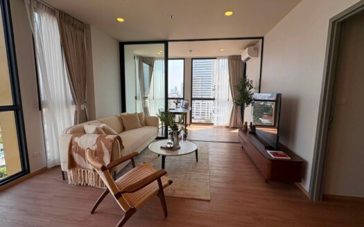 The Issara Sathorn