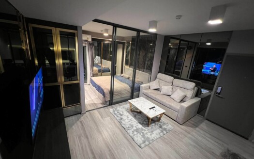 Ideo Sathorn Wongwian Yai