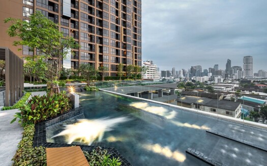 Oka Haus Sukhumvit 36
